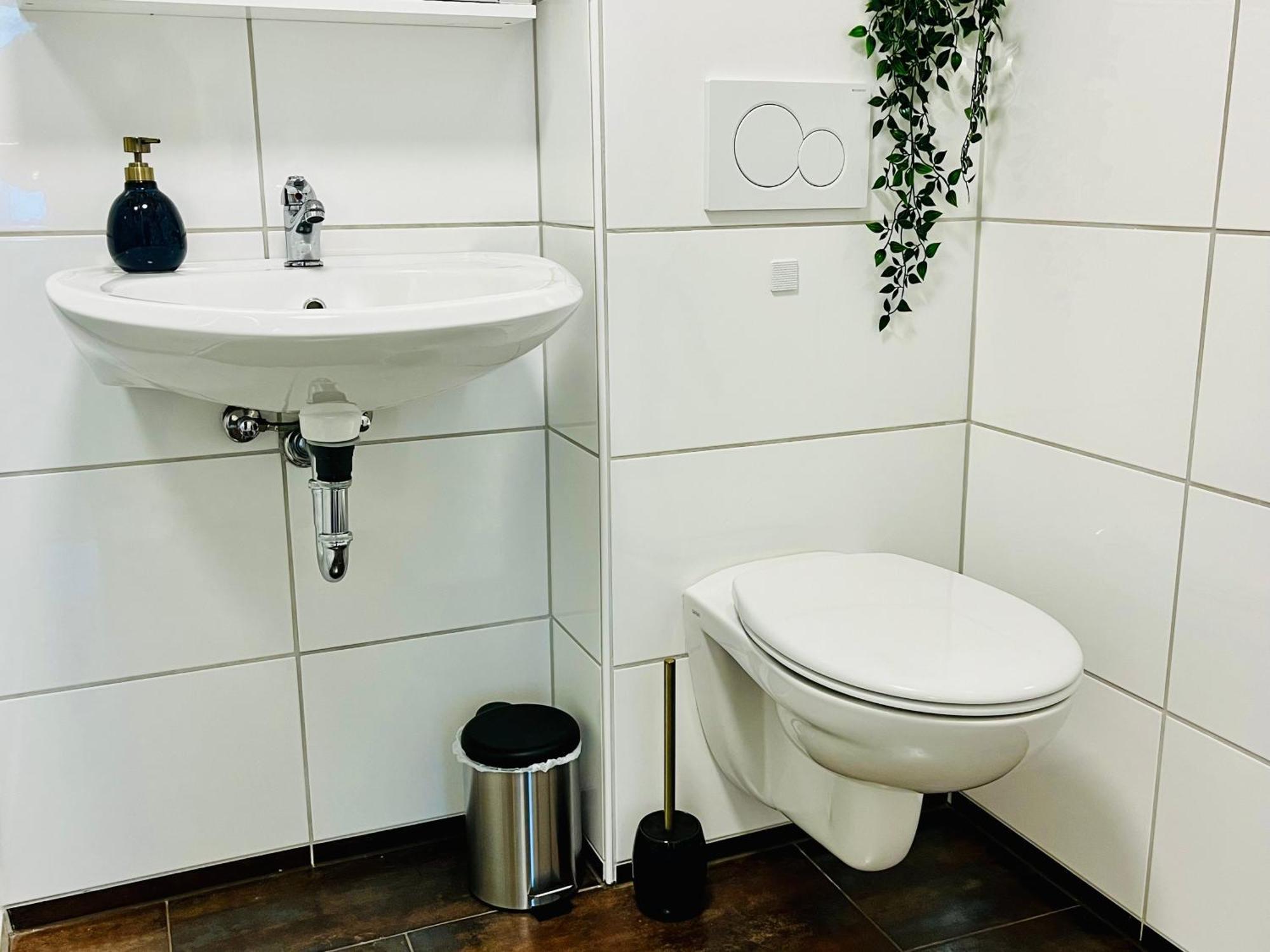 Aycatcherhomes - Top Lage I Zentral I Altstadt Marburg I Naehe Fluss Lahn I Wlan I Parterre Boutique Apartment Orion Buitenkant foto